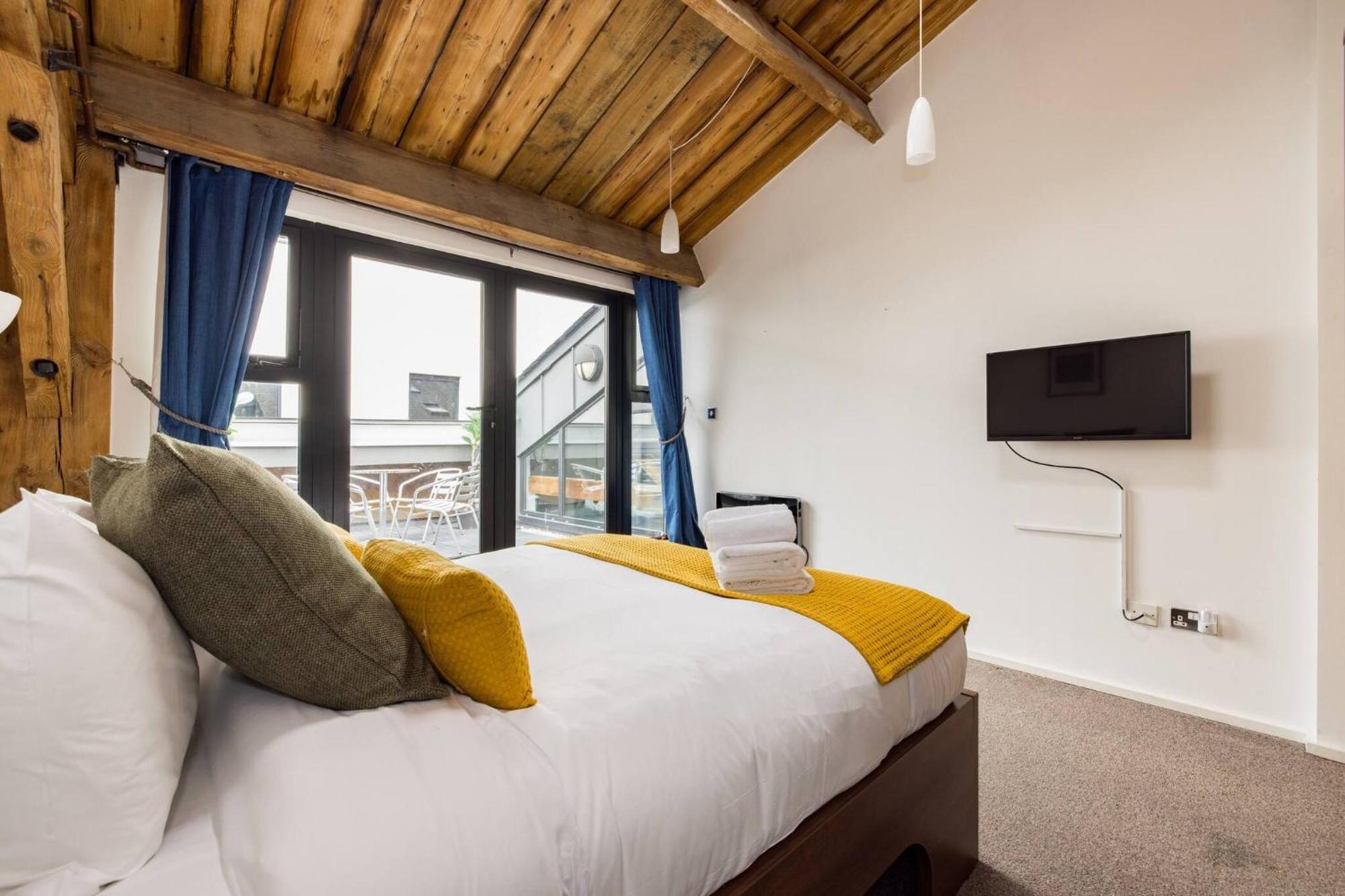 Wild Roses Serviced Apartments - Excel Warehouse 2 London Exteriör bild