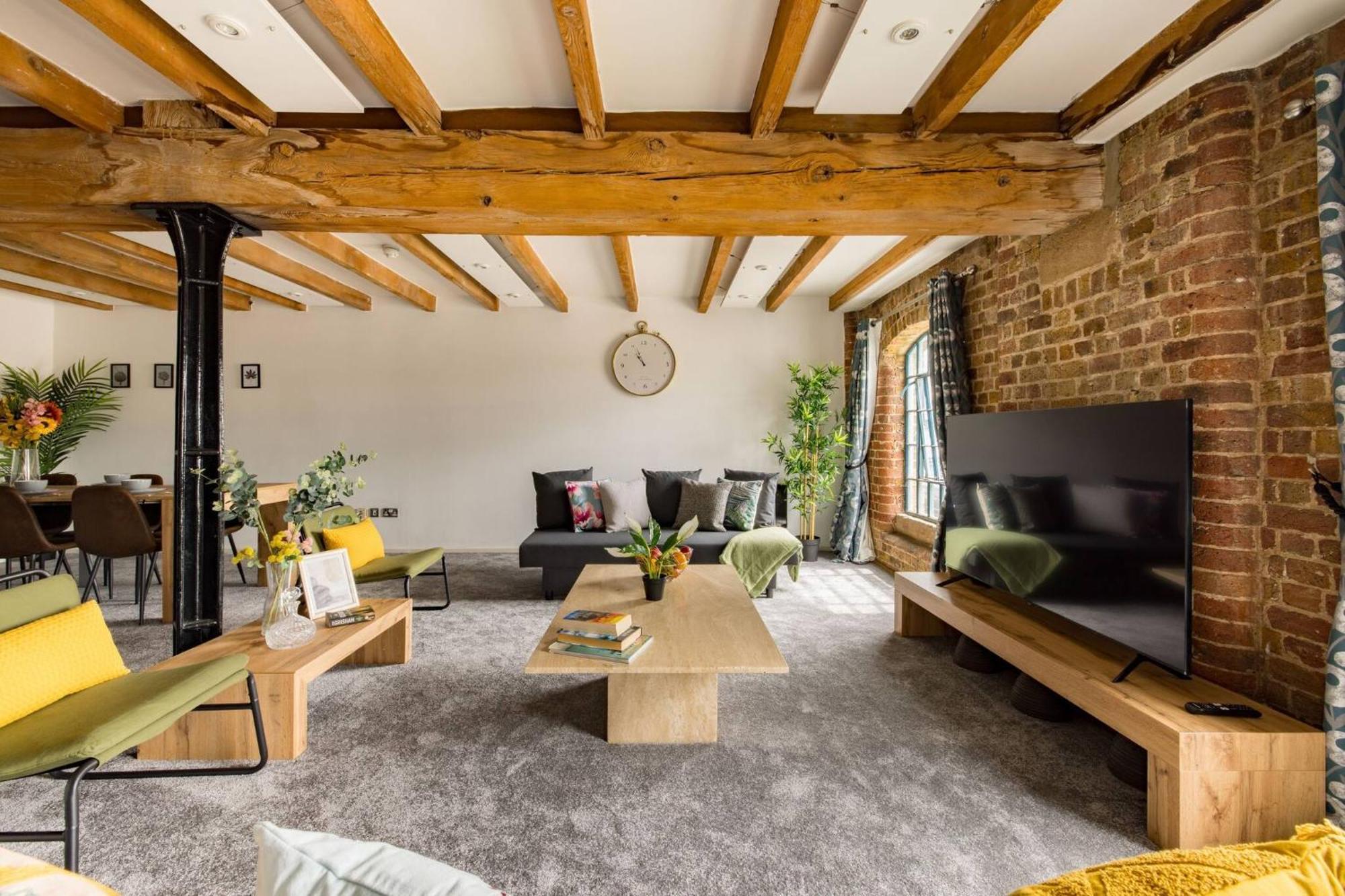 Wild Roses Serviced Apartments - Excel Warehouse 2 London Exteriör bild